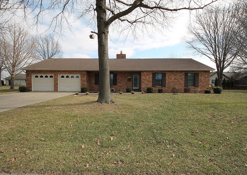 1st image of 814 Knipp Ave