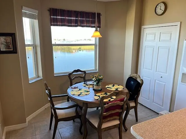 6828 Toland Dr #302 — Photo 37