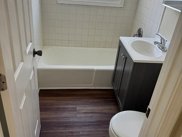 416-418 Glenwood Dr #UP — Photo 9