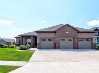 551 Lizzie Pl E, West Fargo, ND