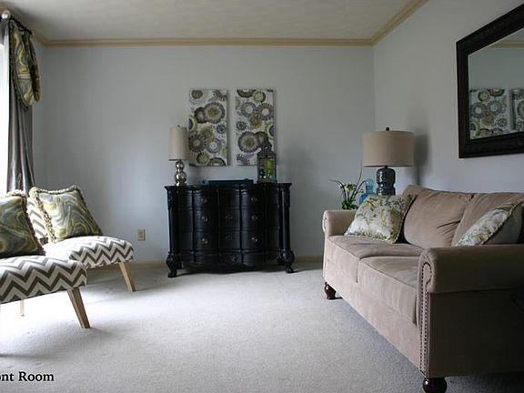 3rd image of 1039 Greyfield Dr SE