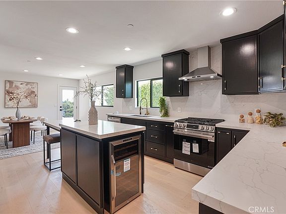 5th image of 3560 Lavell Dr