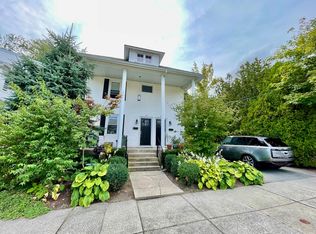 88 Oak Hill Ave FLOOR 2, Pawtucket, RI 02860