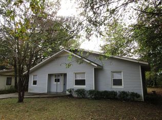 4469 Fairfax Rd, Marianna, FL 32446