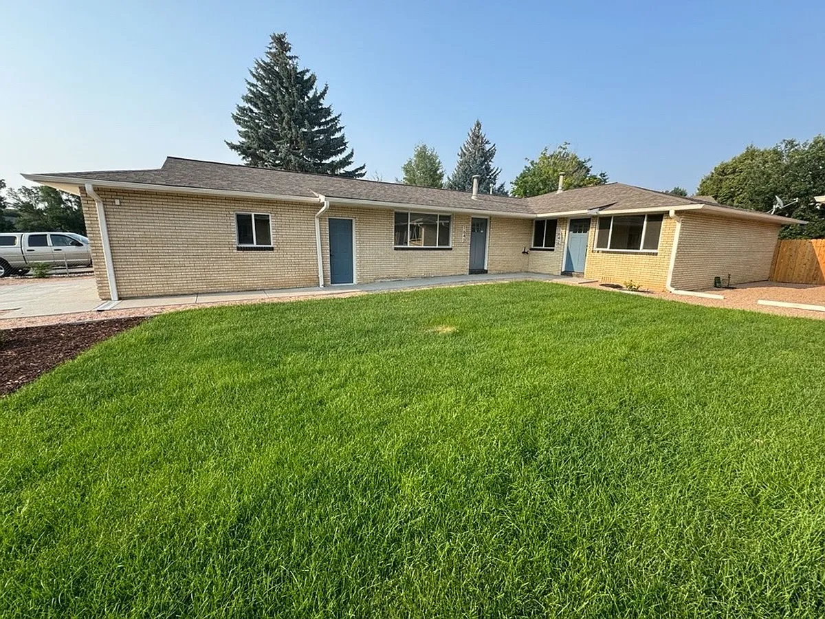 Building Photo - 1640 Cheyenne Ave
