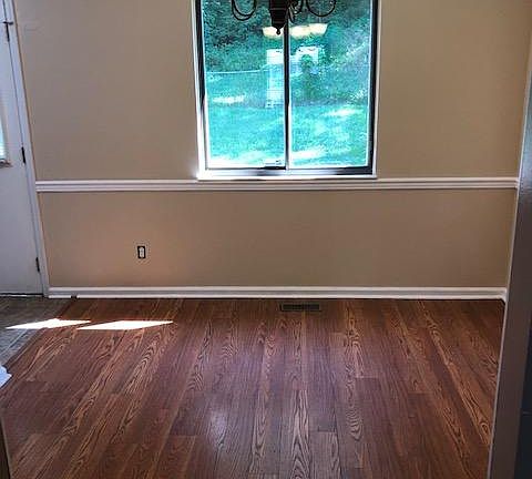 5th image of 7312 Sideoats Dr