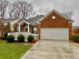 9434 Shepparton Dr, Huntersville, NC 28078