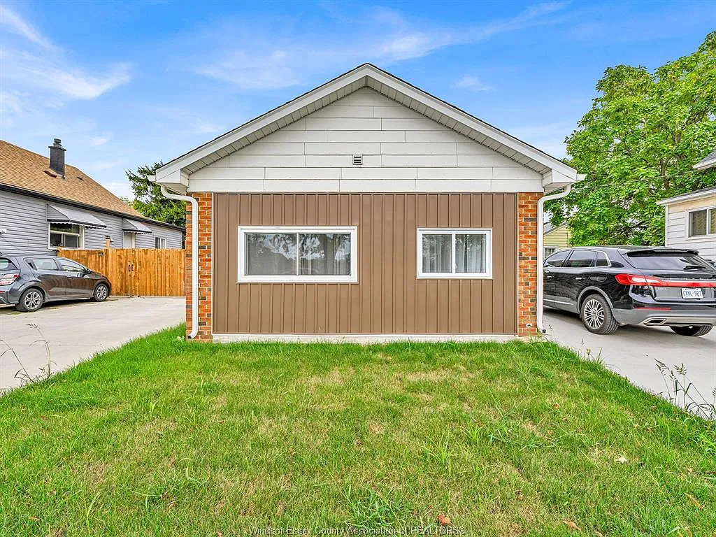1 bed, $1,300 — Photo 2