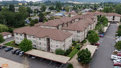 Parkside Apartments Photo 1