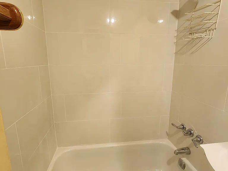 146 W Dorrance St #2F — Photo 8