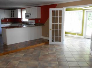 1345 Hillside Cir, Windsor, CT 06095
