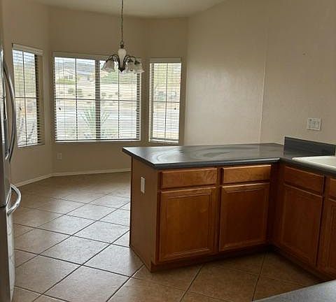 5th image of 3901 W Desert Hollow Dr