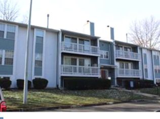 46 Kenwood Dr, Sicklerville, NJ 08081