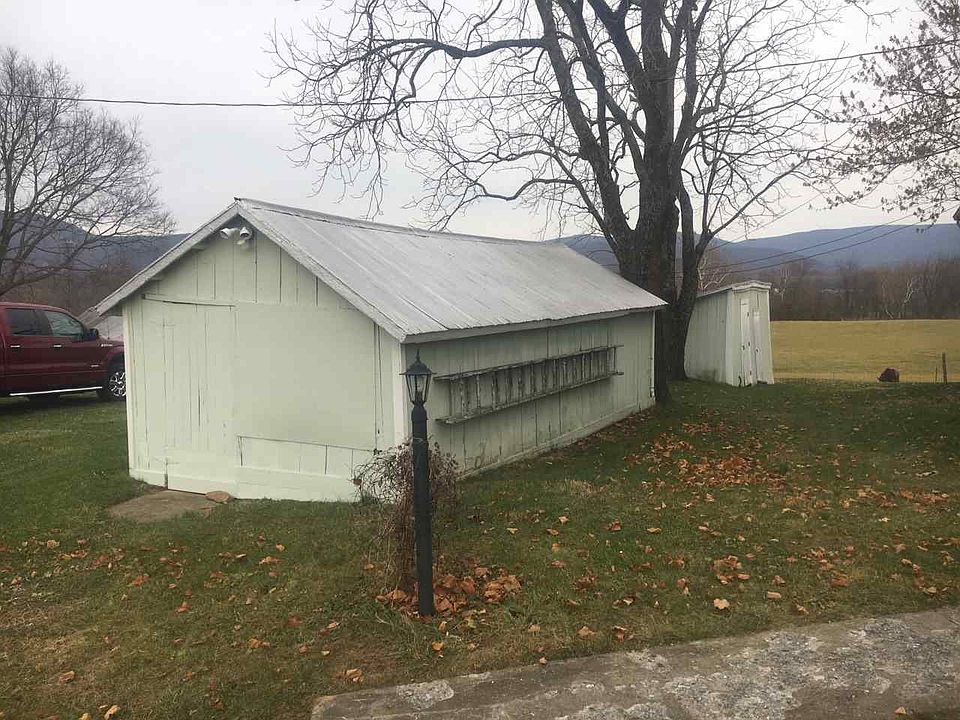 2nd image of 645 Rockfish Rd