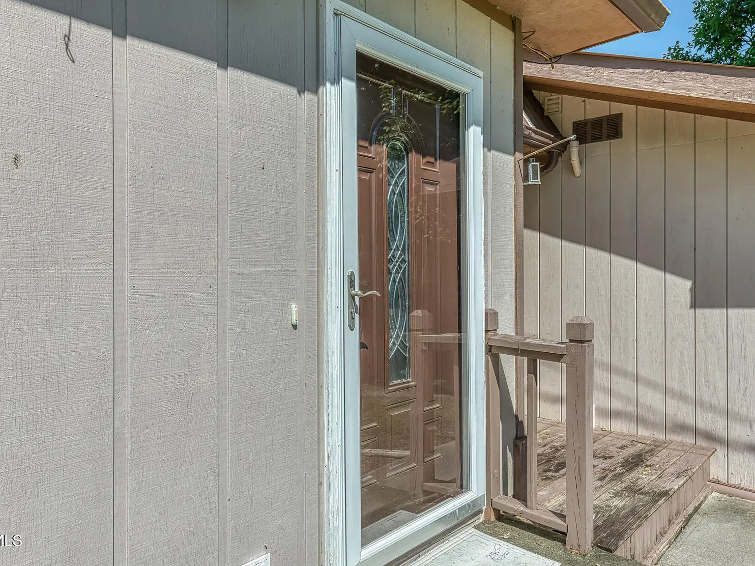 2 bed, 1904 sqft, $1,900 — Photo 3