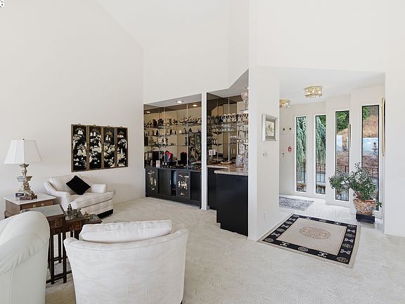 5th image of 602 Montara Way