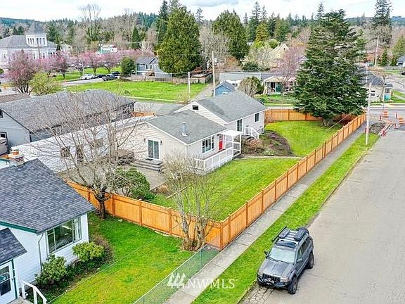 2nd image of 8075 Olmstead Ave SE