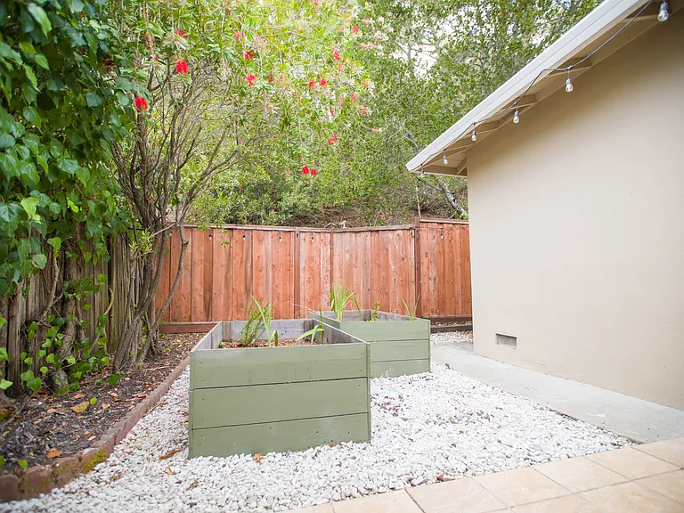 3318 Glendora Dr — Photo 18