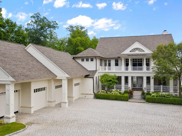 4985 Middlebelt Rd, West Bloomfield, MI 48323