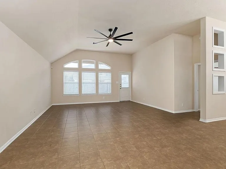 16007 David Hill Ln — Photo 12