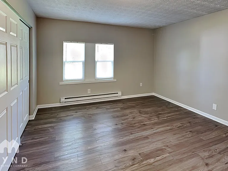 2405 S 7th St — Photo 6