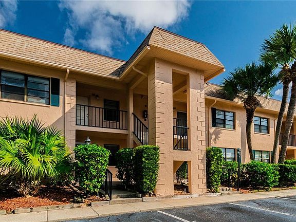 3rd image of 100 Grand Blvd APT 109