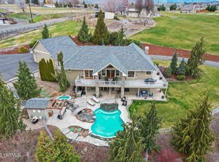 11105 Zier Rd, Yakima, WA 98908