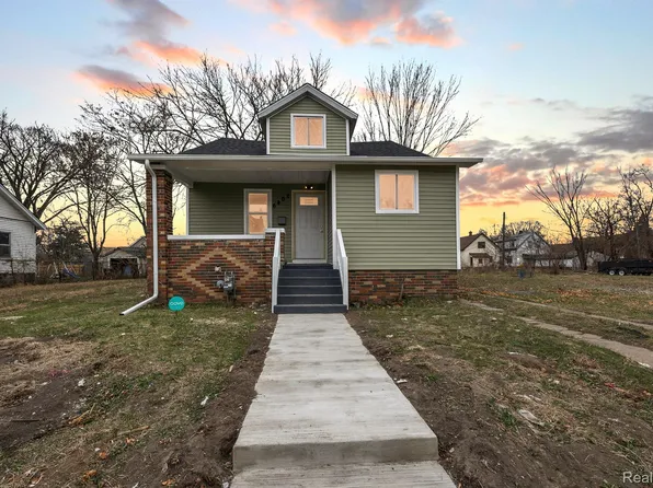6402 Majestic St, Detroit, MI 48210