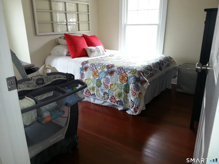 356 Townsend Ave — Photo 19