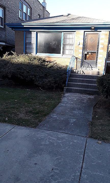 1st image of 2468 W Pensacola Ave