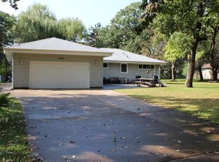 10256 Linnet St NW, Coon Rapids, MN 55433