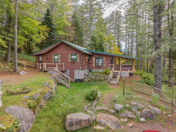 33 N Point Rd, Long Lake, NY 12847