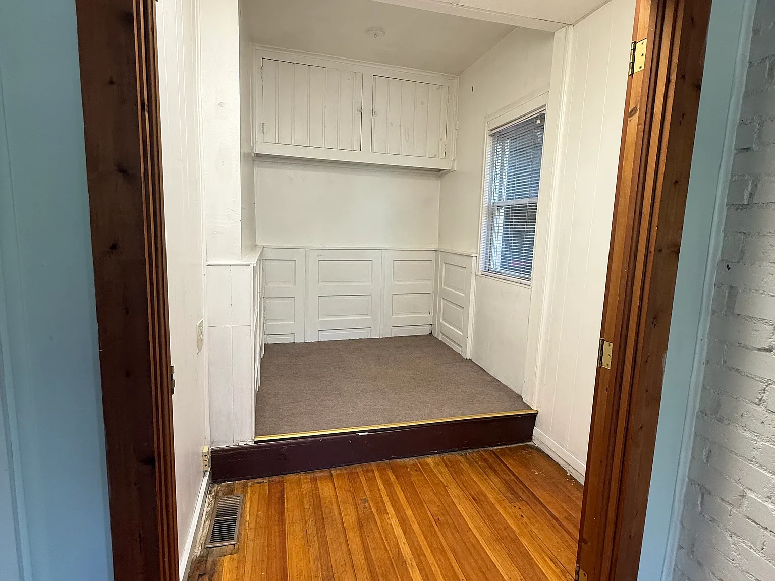 1 bed, 896 sqft, $1,400 — Photo 3