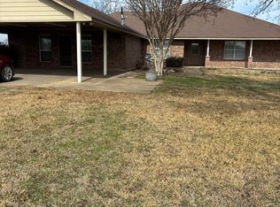 239 W Line Rd, Whitesboro, TX 76273