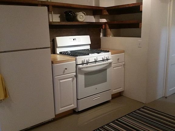 4th image of 62A Stanton St #62A