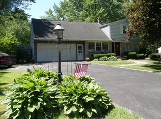 5245 Powers Rd, Orchard Park, NY 14127