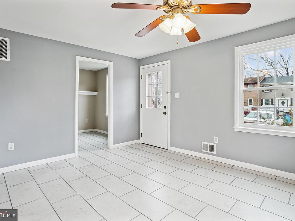 1st image of 1426 Deerfield Ln