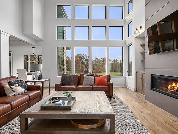 5th image of 1748 Watermark Dr SE