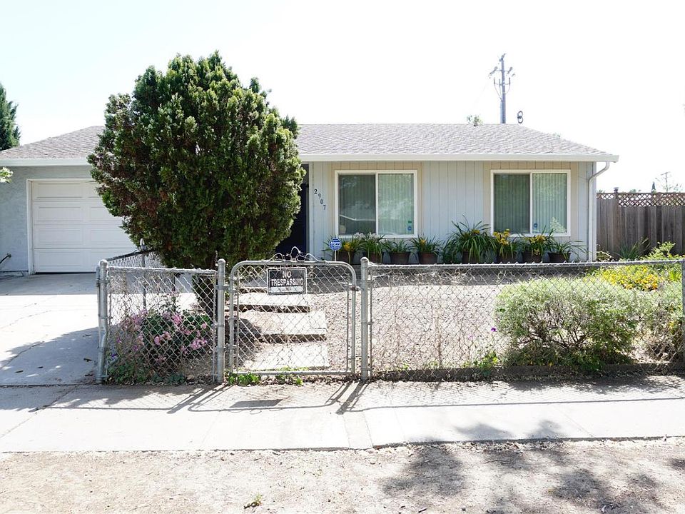 1st image of 2907 Sunburst Dr