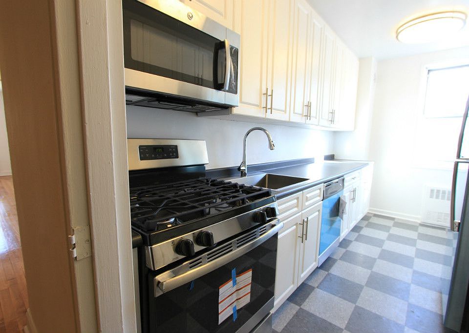 1st image of 5115 Van Kleeck St APT 6K