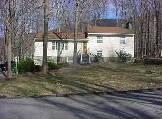 9 Brookside Rd, Beacon, NY 12508