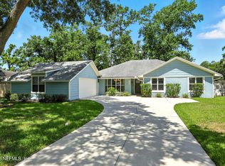 3328 W Hidden Lake Dr, Jacksonville, FL 32216