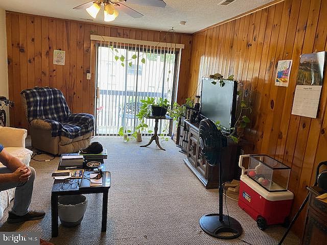 1st image of 98 Scotch Pine Dr #98
