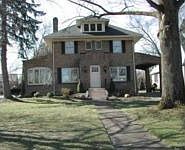 1st image of 3232 Crescent Dr NE