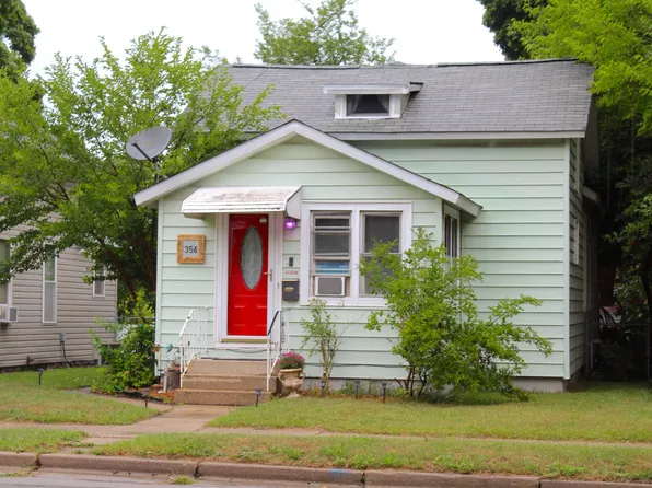 356 1st St, Manistee, MI 49660