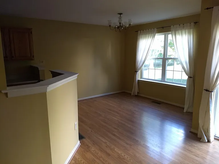 308 Hamilton Dr — Photo 7