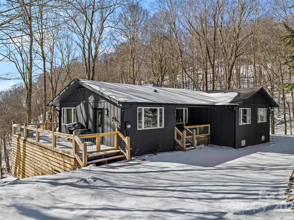 505 Oak Ridge Ln, Mars Hill, NC 28754