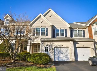 305 Julian Dr E #E, Warminster, PA