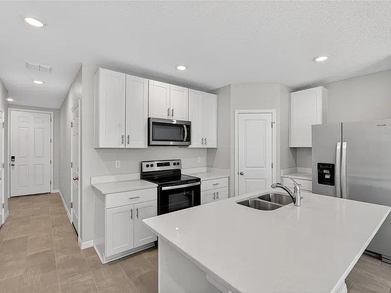 17124 Blowfish Dr — Photo 5