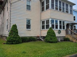 105 Windsor St Floor 2, Enfield, CT 06082